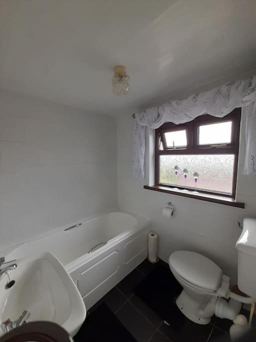 4 Bedroom Traditional Irish Farm House Killybegs Donegal Town Dış mekan fotoğraf